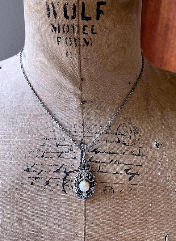 Edwardian 1900s-1910s Sterling Silver genuine Cultured Pearl faceted Marcasite accented Lavaliere Necklace