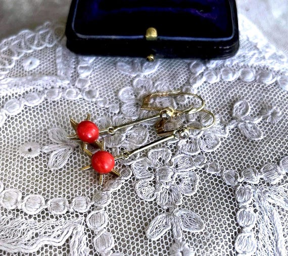Vintage 12K Yellow Gold Coral & Spinel Starburst Drop Earrings