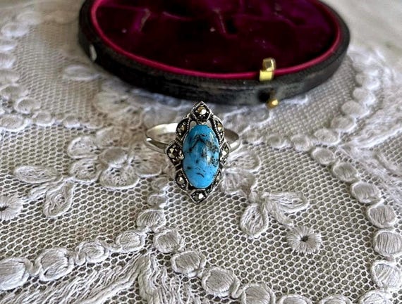 Pristine vintage Art Nouveau Bohemian Revival 935 beautiful Turquoise Glass Cabochon faceted Marcasite accented size 7 hallmarked Ring