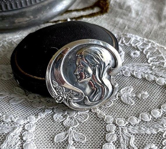 Art Nouveau Revival 1973 Lunt Sterling Silver Mother’s Day ethereal stamped beautiful heavy Pendant Brooch