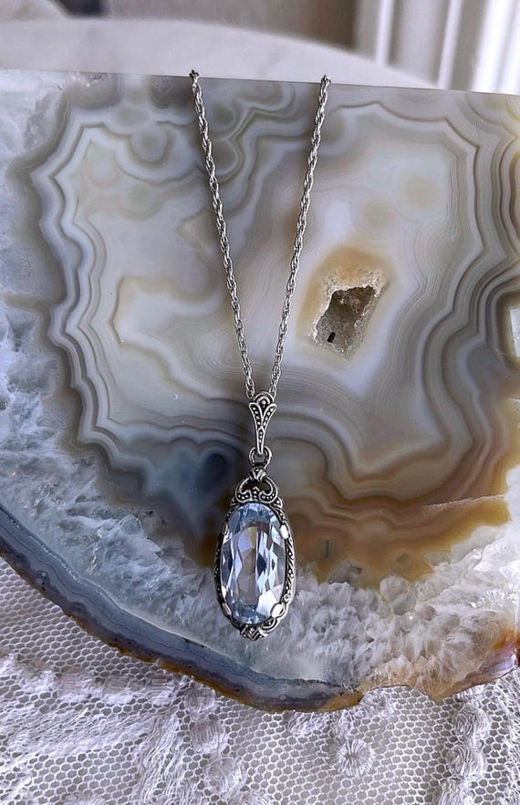 Spectacular vintage Art Deco Sterling Silver brilliant genuine faceted Aquamarine gemstone hallmarked Pendant Necklace