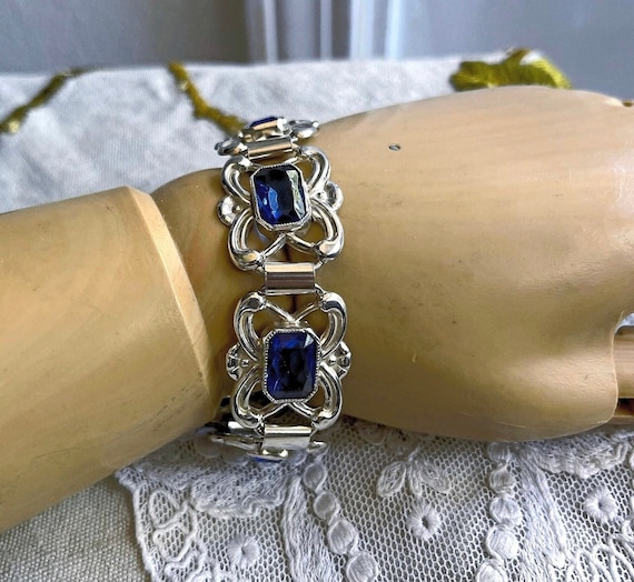 Pristine vintage German Art Deco solid 835 Silver brilliant faceted Topaz Blue Paste Stone decorative hallmarked Link Bracelet