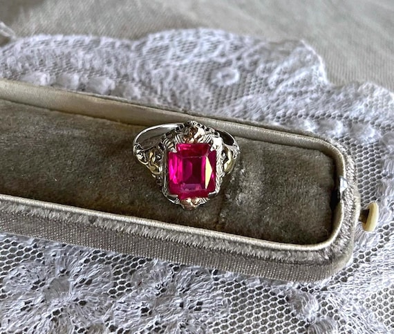 Antique Art Deco 10K Gold Simulated Ruby Cocktail Ring, Size 6