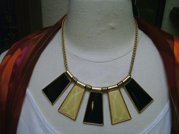 Vintage 1980's Art Deco Iridescent Black Yellow L… - image 3