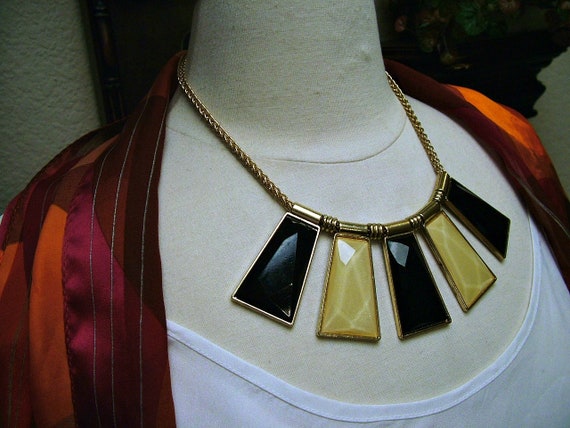 Vintage 1980's Art Deco Iridescent Black Yellow L… - image 2