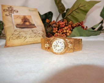 RARE Vintage Ladies Ornate Wrist Watch Marked 1928