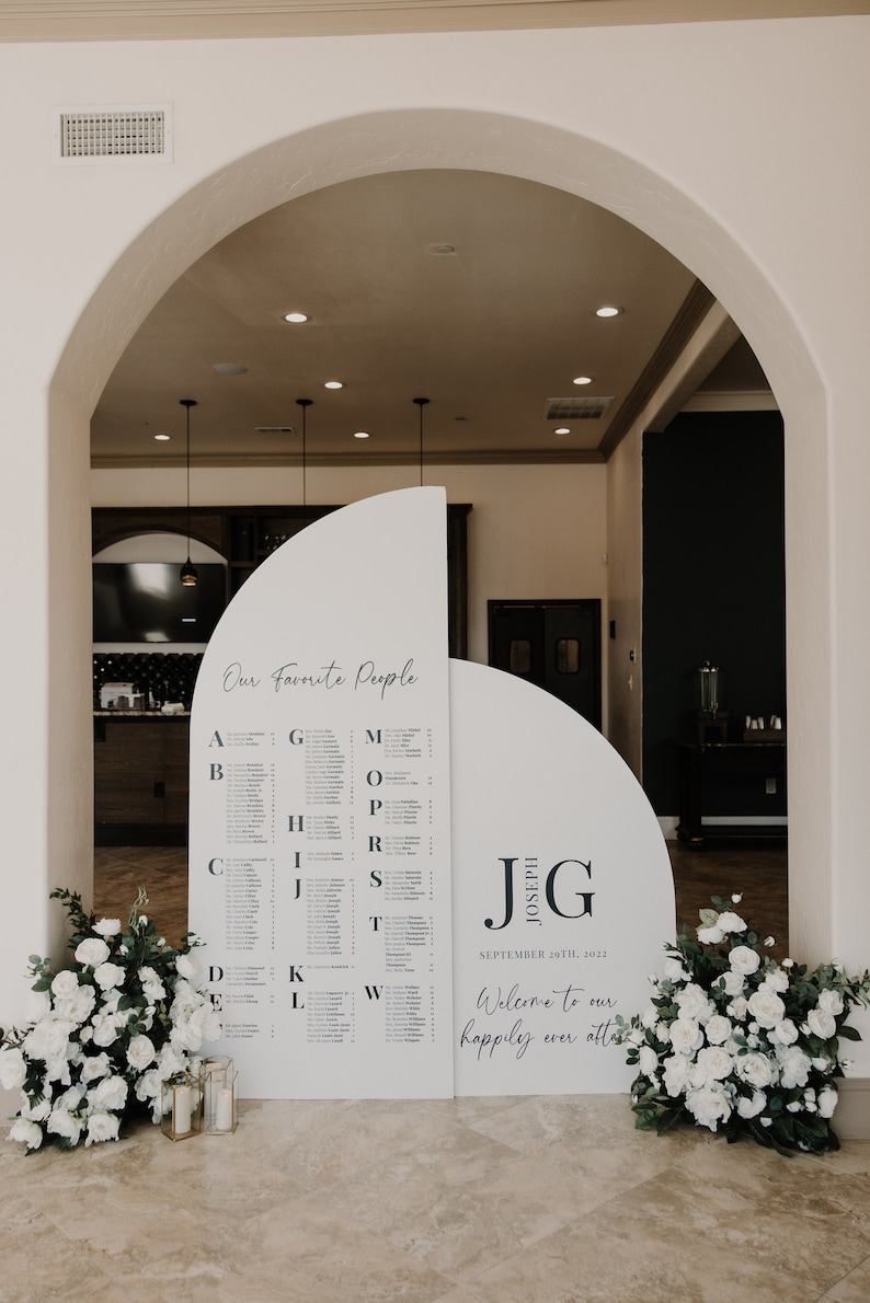 Large Arched Wedding Seating Chart Sign, Foam Board With Easel - Etsy