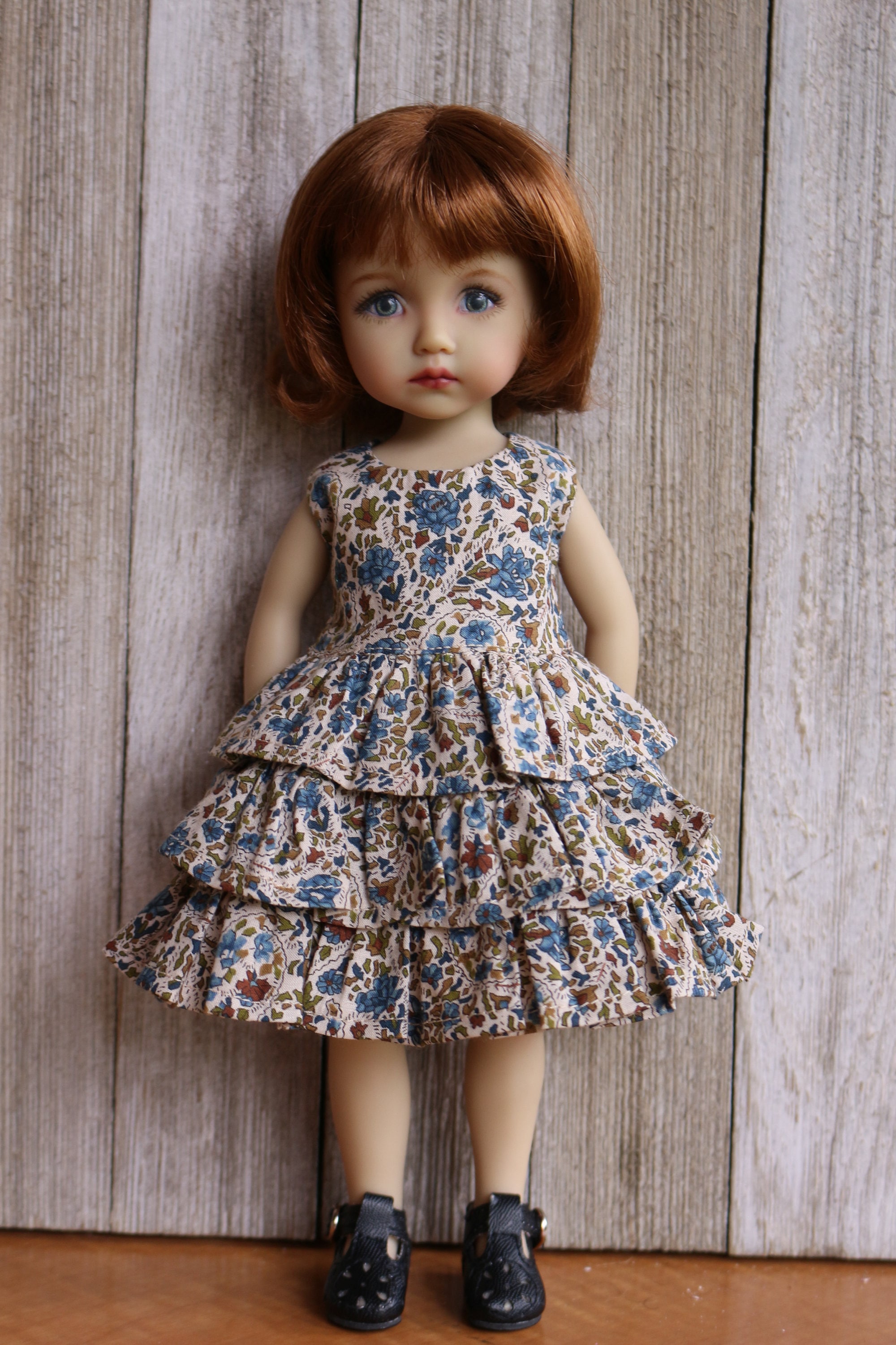 Patsy Wiggs PDF Pattern Ruffled Sleeveless Dress for 10” Boneka, 14” Kaye Wiggs ...
