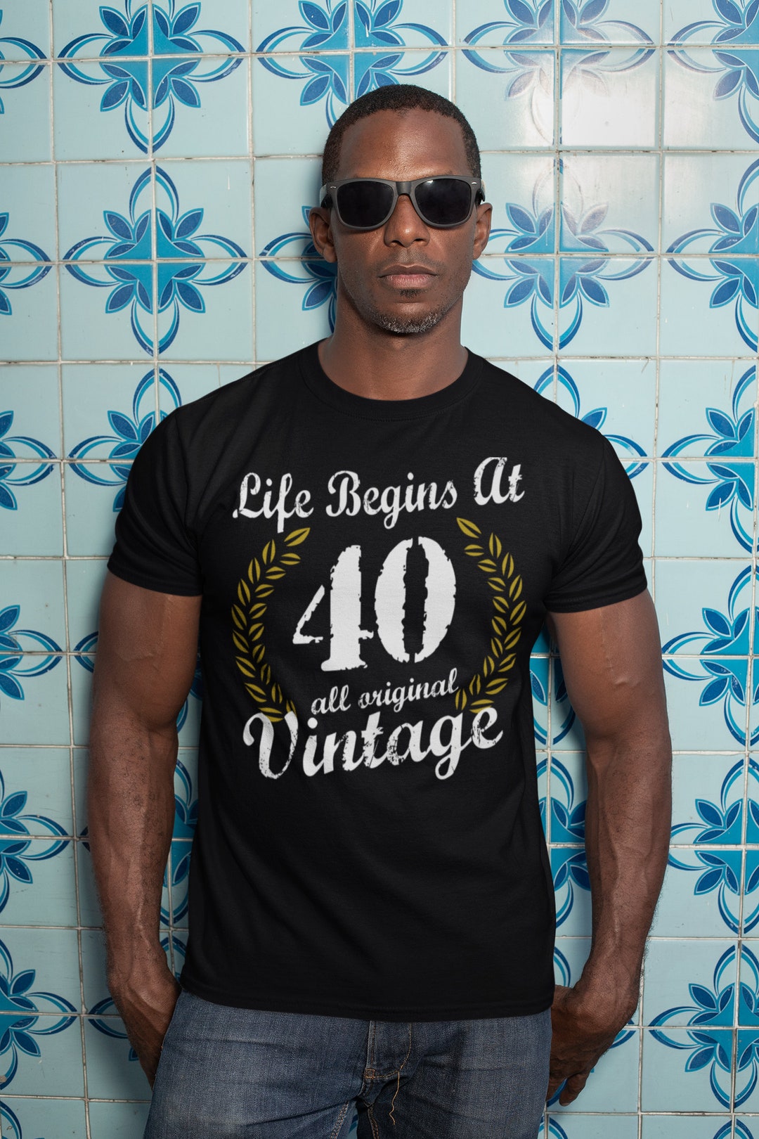 Men's Funny 40th Birthday T Shirt Life Begins at Shirts Fortieth