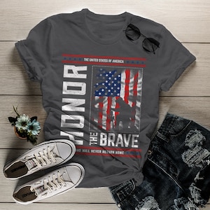 Women&#39;s Memorial Day T-Shirt Patriotic Honor The Brave United States Shirt Tee