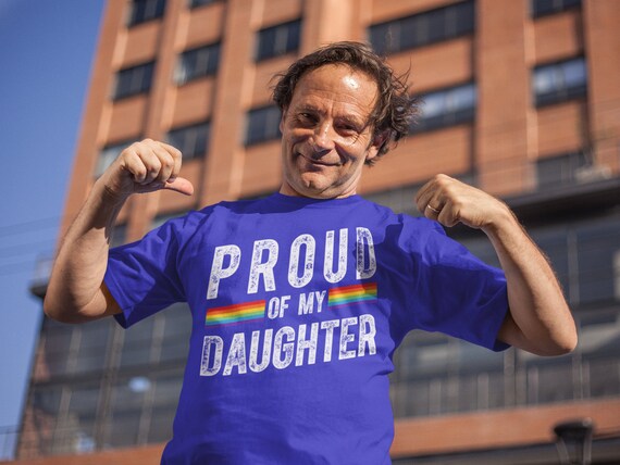 Men's Proud LGBT Mom T Shirt LGBT Mom Shirts Proud Of My Daughter Shirt LGBT Pride T Shirts Grunge Tee