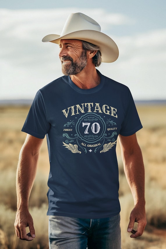 Men's Vintage 70th Birthday Shirt Whiskey Label Tshirt 70 Year Old Gift Idea Birthday For Men Tee