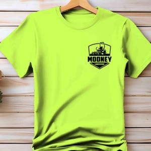 Men&#39;s Custom Lawn Care Shirt Personalized Lawn Mowing Zero Turn Tee Landscaper TShirt Lawn Mower T-Shirt Mows Lawns Custom Name Unisex