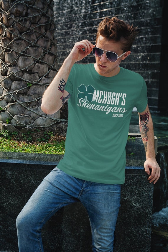 Men's St. Patricks Day Shirts Irish Family TShirt Luck Lucky Ireland Custom Reunion Minimal Logo Clover Group Shirts Customizable Unisex Man