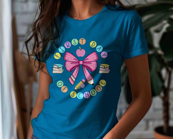 Men's Cute First Day School Shirt Teacher TShirt Coquette Bow Daisy T-Shirt Cute Teach T Shirt Boho Teaching School Unisex Gift Idea Woman