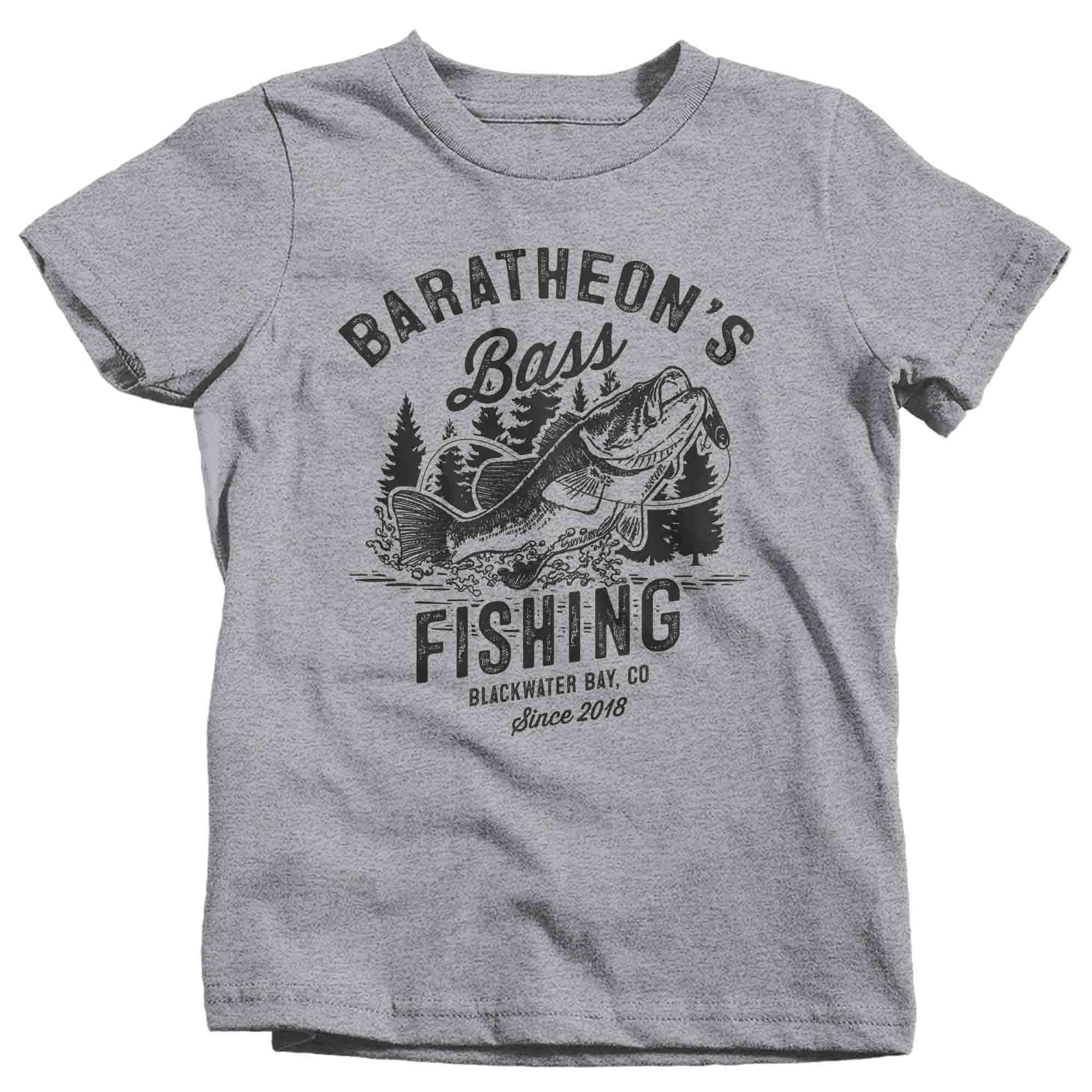 GusseaK Boys' Fishing Shirt: This Young Angler Adores Fishing - Perfect Gift!, Kids Unisex, Size: 3XL, Black