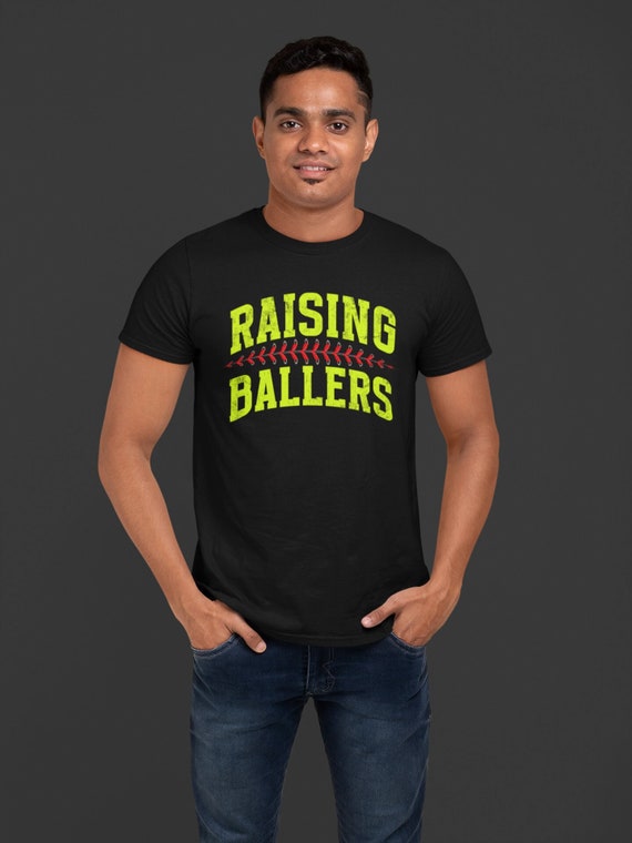 Men's Funny Softball T Shirt Raising Ballers Tshirt Funny Grunge Dad Mom Baller Player Saying Unisex Tee Gift Idea