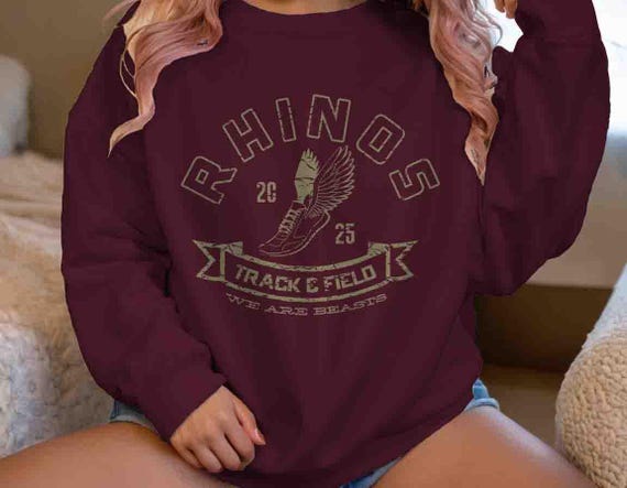Men's Personalized Track & Field Sweatshirt Runner Crewneck Run Vintage Custom Track Star Gift Team Logo Man Unisex Modern Track Dad Mom