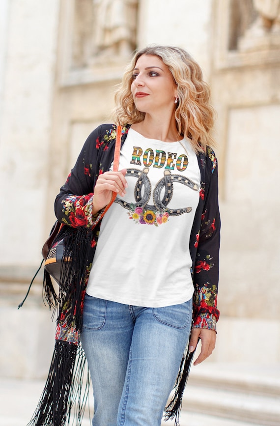 Women's Rodeo T Shirt Horseshoe Lucky Shirt Bull Rider Riding Cowboy Tshirt Floral Pretty Flowers Rodeo Tee Ladies V-Neck Woman