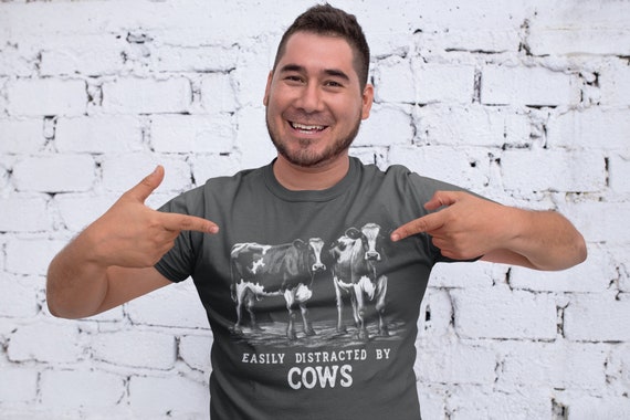 Men's Funny Vintage Farm Shirt Farmer T-Shirt Easily Distracted By Cows Holstein Dairy Gift Idea For Farming Agriculture Tee Unisex Man