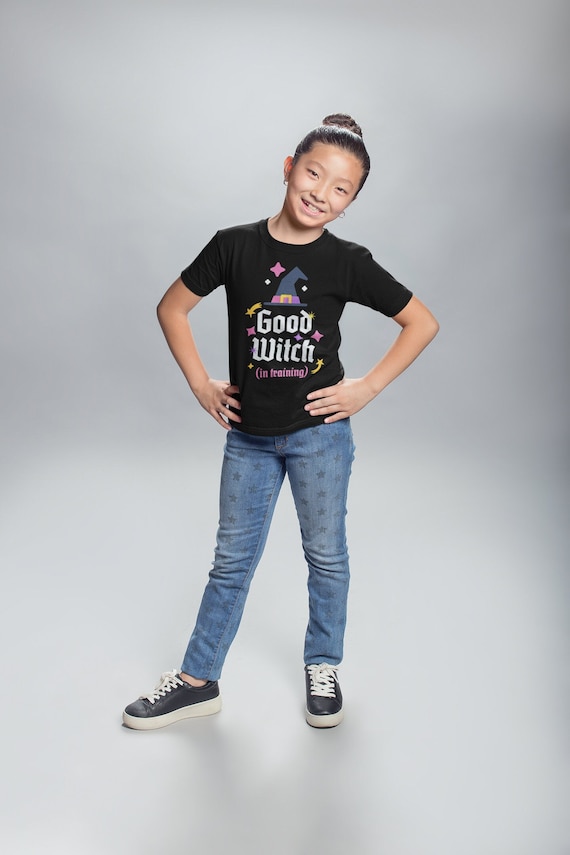 Kids Funny Halloween T Shirt Good Witch Shirt In Training Wiccan Cute Girl's Toddler TShirt Halloween Gift Shirts Unisex