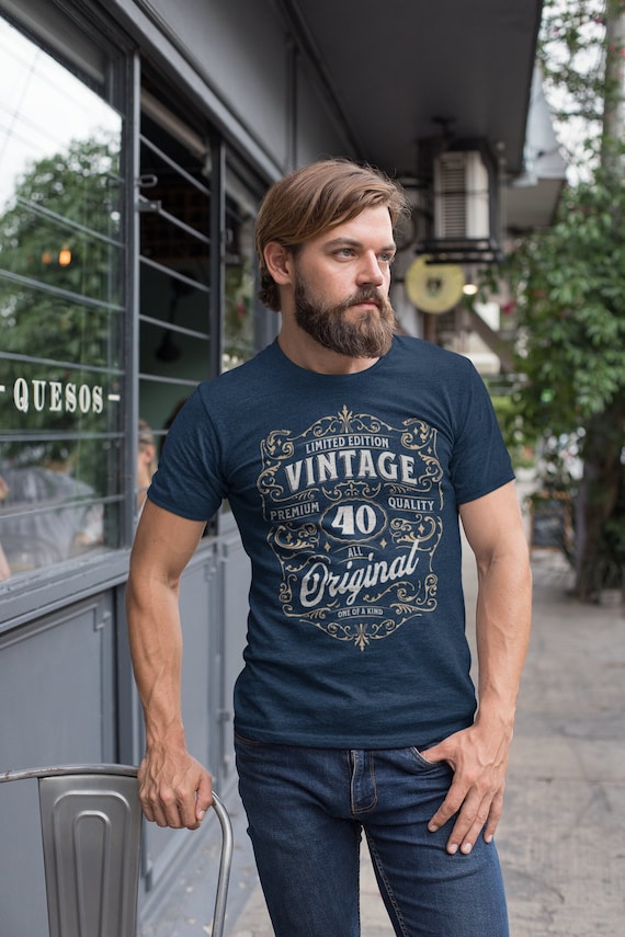 Men's Vintage 40th Birthday T-Shirt Whiskey Label Classic Forty Shirt Gift Idea 40 Birthday Shirts Graphic Original Tee Man Unisex