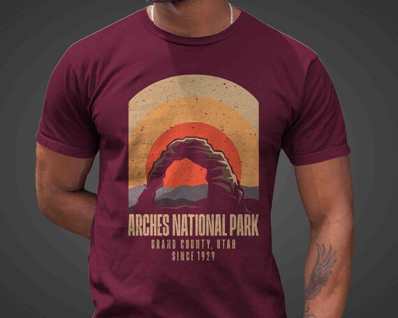 Men's Arches Shirt National Park Shirt Rock Stone Canyon Hiker T Shirt Gift Idea Him Travel Tour Tourist Unisex Graphic Tee Grunge 1920