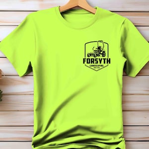 Men&#39;s Custom Lawn Care Shirt Personalized Lawn Mowing Zero Turn Tee Landscaper TShirt Lawn Mower T-Shirt Mows Lawns Custom Name Unisex