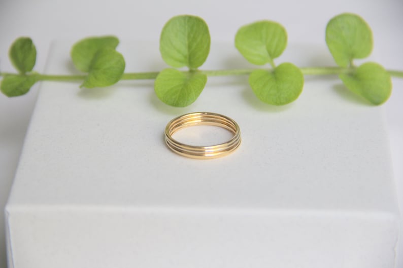 Thin Round Gold Stackable Ring, 14k Gold Filled, Stacking Rings, Dainty Gold Ring, Tiny Ring, Skinny Ring, Gold Filled Ring, Thin Gold Ring image 2