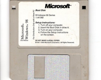 Vintage First Edition MS Windows 98 Boot Disk 3.5 Floppy Disc 1.44 MB X03-66930