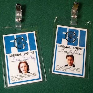 X-Files Prop Mulder or Scully ID hanger - SCREEN ACCURATE