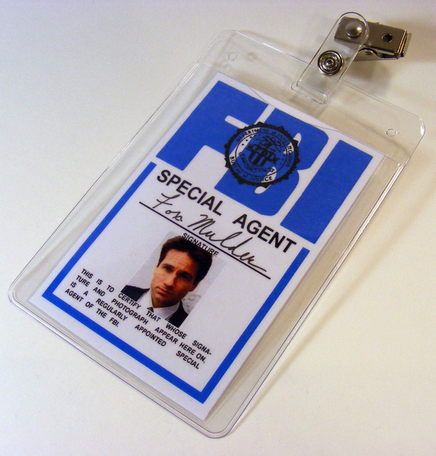 X-files Prop Mulder or Scully Wallet With Badge &amp; ID Hanger - Etsy