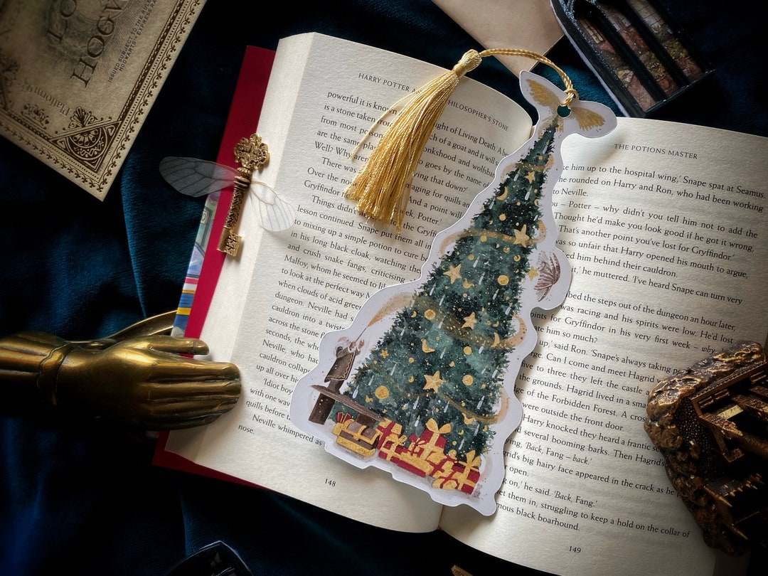 Wizard Magic World Print Paper Christmas Bookmark - Magic School ...