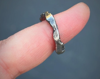 Sterling silver hammered rough ring, size 7,25 ring, handmade ring, molten silver ring