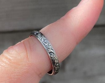 Leaf Ring Silver – Handmade Sterling Silver Nature Ring – Minimal Botanical Band – Stacking Ring – Gift for Her