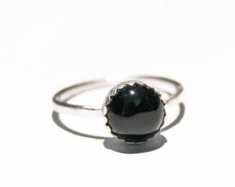 Handmade Onyx ring, sterling silver, stacking ring, black ring, serrated bezel, 8mm gemstone