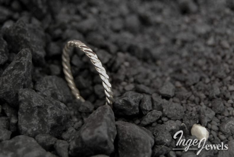 hammered rope pattern ring, infinity twist ring handmade ring Stackable ring sterling silver 1.5mm ring