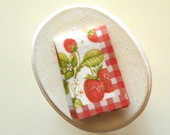 miniatures Kitchen tea towels dollhouse