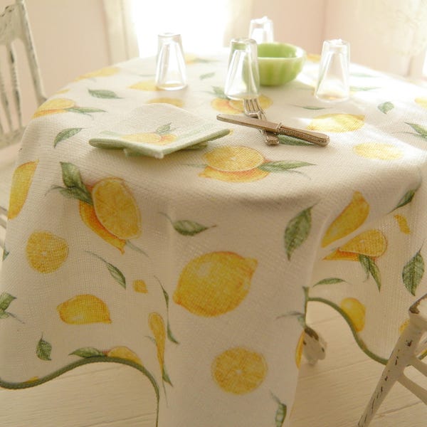 miniature dollhouse tablecloth for the kitchen table/ 1/12 scale