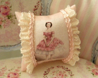 dollhouse miniatures pillow- Barbie and Blythe size cushion