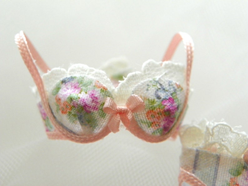 Dollhouse miniatures Bra with panties in 112 scalelingerie Etsy