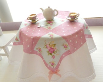 miniature dollhouse tablecloth for the kitchen table/ 1/12 scale