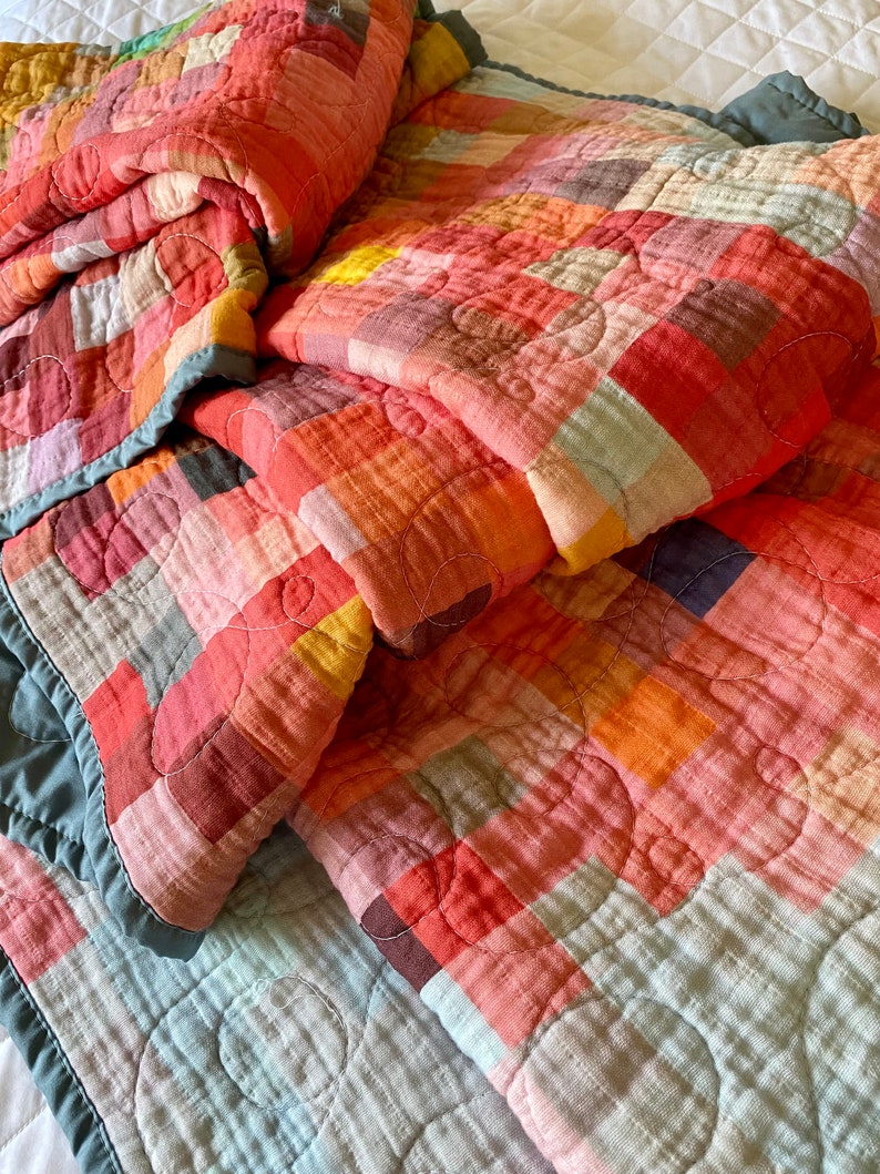 Handmade Mid Century Modern Quilt, Midcentury Minimalist Whole Cloth Blanket, Contemporary Mosaic Throw image 6