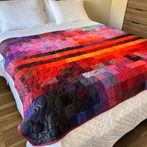 Handmade Sunset Quilt, Midcentury Modern Whole Cloth Blanket, Cottagecore Double Gauze Throw, Maximalist Aesthetic Decor, Ready To Ship image 4