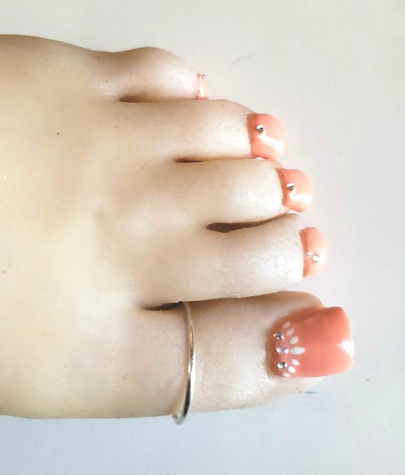 Big toe toe ring