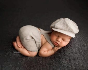 Newborn Photo Outfit: Cotton Linen Shorts Knickers + Newsboy Hat - USA Made
