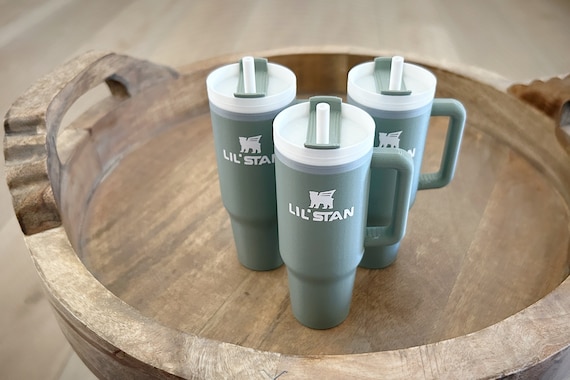 ミニフォト スタンリー Newborn Stanley Tumbler Prop / Lil' Stan / Photography Prop