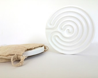 Finger Labyrinth to Pray Focus Meditate or Relax