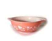 Gooseberry Pink and White Pyrex Large Bowl 4 Qt