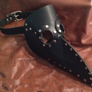 Black Leather art plague doctor&#39;s mask